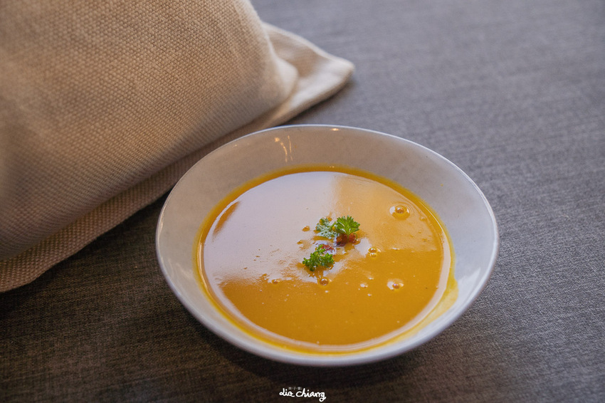 台中北區超隱密西餐、咖啡廳_大片採光窗景讓人心曠神怡_波櫟Polygon