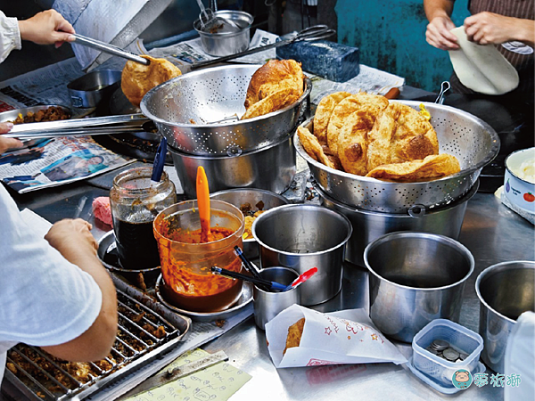 花蓮黃車炸彈蔥油餅 05.png