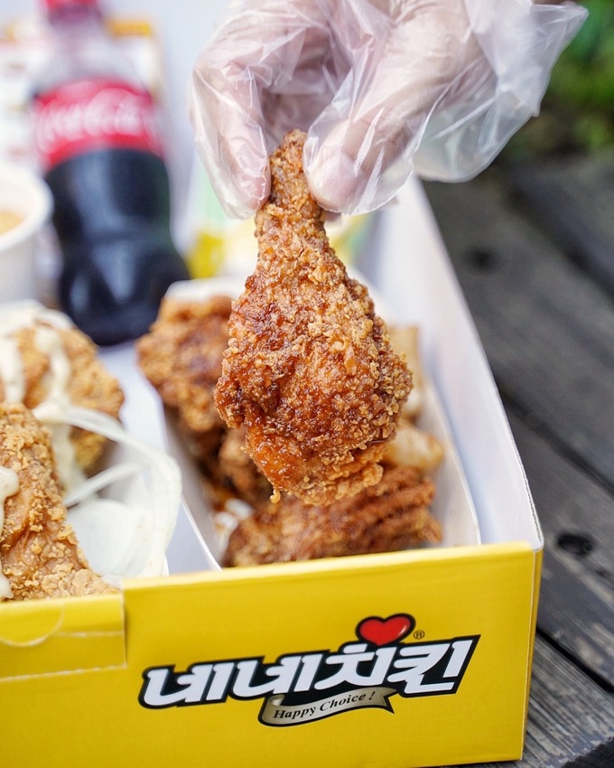 新開幕．韓國第一炸雞品牌『NeNe Chicken』插旗新竹啦！必點2021新推出的「青陽美乃滋炸雞」口味，半半炸雞一次滿足！ - 阿華田的美食日記