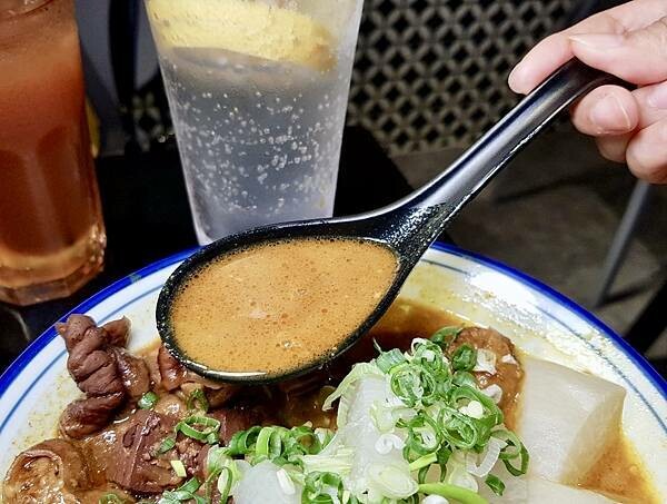 [桃園美食] 小香港車仔麵  平鎮新勢公園旁平易近人的港式小吃餐廳 @蛋寶趴趴go