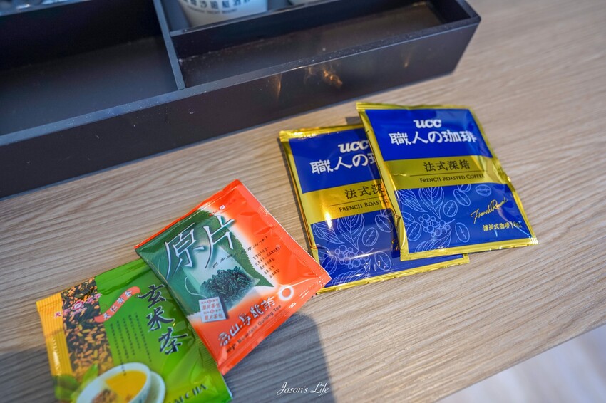 【台南安平│住宿】福爾摩沙遊艇酒店。台南無邊際泳池，兒童遊戲區超強，早餐就有香檳可以喝