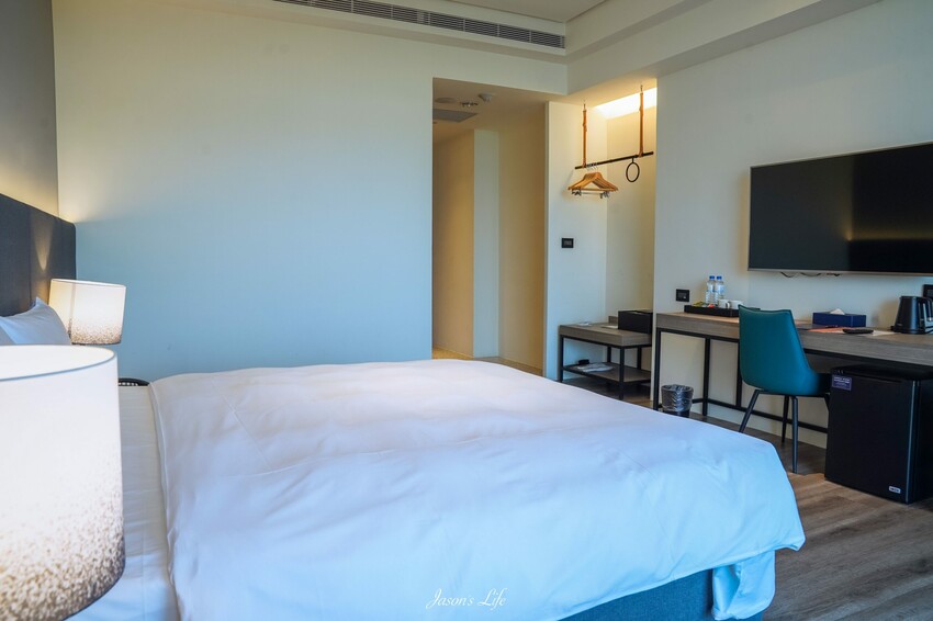 【台南安平│住宿】福爾摩沙遊艇酒店。台南無邊際泳池，兒童遊戲區超強，早餐就有香檳可以喝