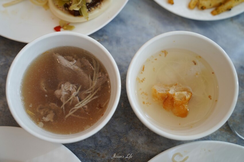 【台南安平│住宿】福爾摩沙遊艇酒店。台南無邊際泳池，兒童遊戲區超強，早餐就有香檳可以喝