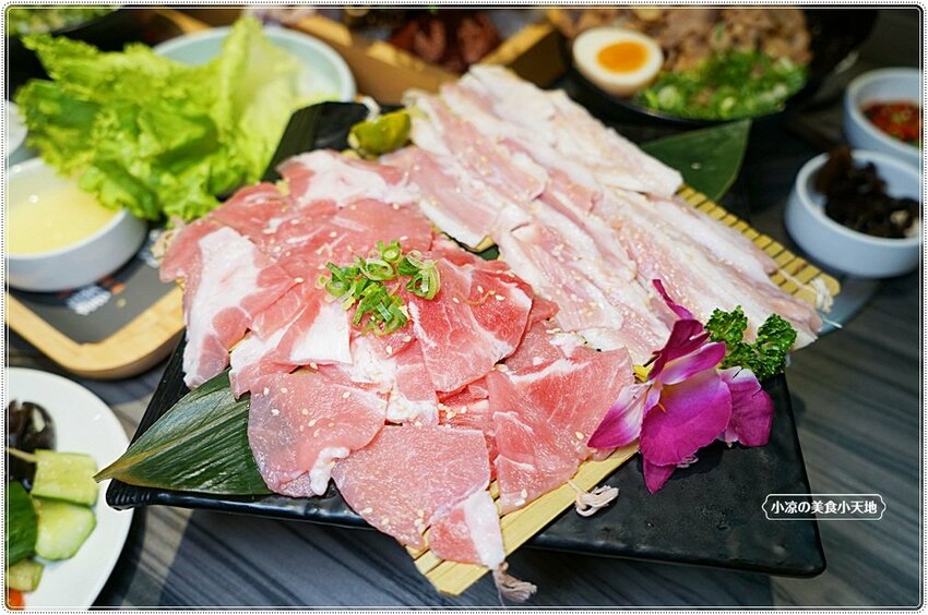 義崎丼plus和牛燒肉x鍋物健行舖║全新開幕！唯一集合平價燒肉、火鍋、丼飯，還有滷肉飯小菜飲料咖啡冰淇淋自助吧無限量吃到飽，CP值破表!