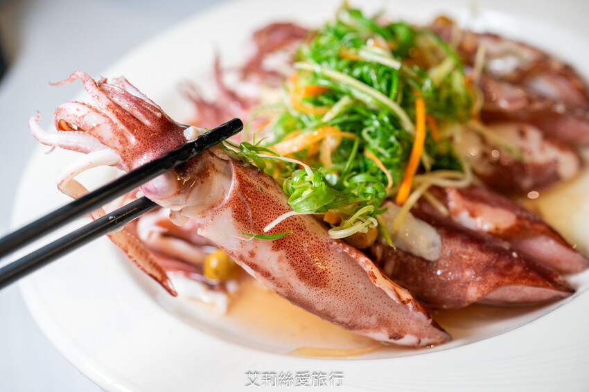 松山區小巨蛋美食 漁聞樂 自家有漁船就是鮮！活龍蝦1隻只要680元 品嚐生猛活海鮮 不必跑漁港 - 艾莉絲愛旅行