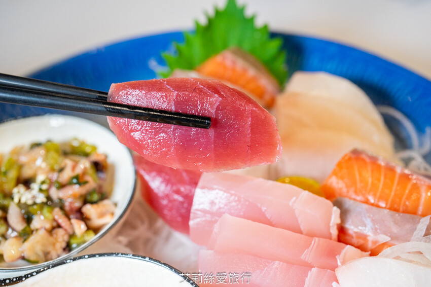 松山區小巨蛋美食 漁聞樂 自家有漁船就是鮮！活龍蝦1隻只要680元 品嚐生猛活海鮮 不必跑漁港 - 艾莉絲愛旅行