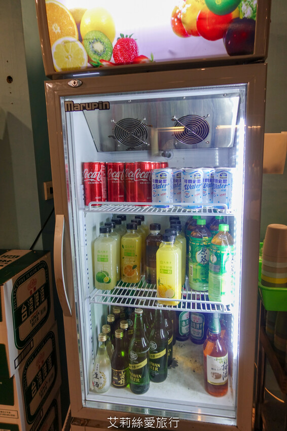 松山區小巨蛋美食 漁聞樂 自家有漁船就是鮮！活龍蝦1隻只要680元 品嚐生猛活海鮮 不必跑漁港 - 艾莉絲愛旅行