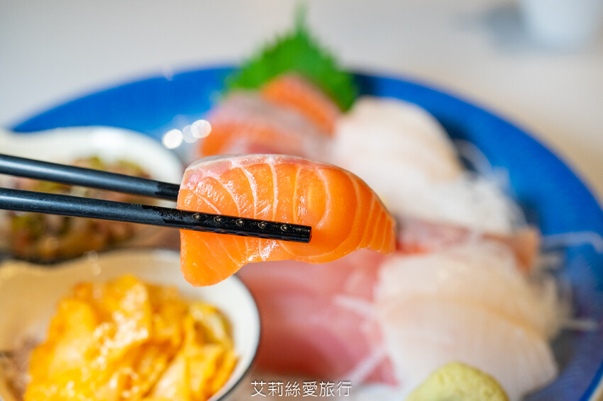 松山區小巨蛋美食 漁聞樂 自家有漁船就是鮮！活龍蝦1隻只要680元 品嚐生猛活海鮮 不必跑漁港 - 艾莉絲愛旅行