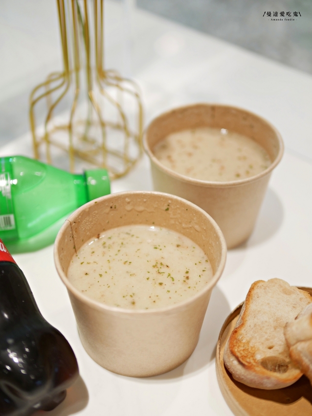 太銷魂！軟嫩紅酒燉牛肉貝殼麵吃起來『快義點 PrestoPasta』從麵條製作到食材醬汁通通一手包辦的用心好味道！高雄美食｜義享天地義大利麵｜義享天地美食 - 曼達愛吃鬼