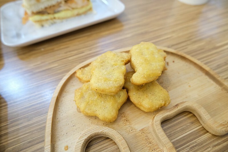 SNOW_20211027_213956_190