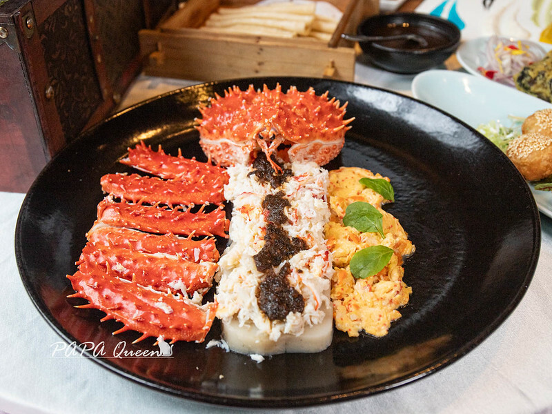 台中市南屯區浮誇系寶盒｜搭配藝術烤鴨秀Ｘ帝王蟹 豪華烤鴨特輯平日午間享67折，印月餐廳！