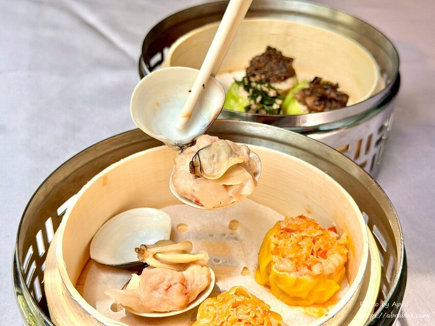 母親節聚餐首選！印月餐廳4人套餐，必吃龍蝦桌邊炒冰超吸睛。