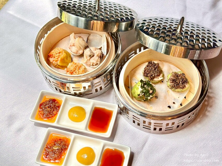 母親節聚餐首選！印月餐廳4人套餐，必吃龍蝦桌邊炒冰超吸睛。