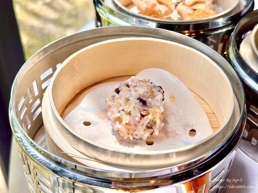 母親節聚餐首選！印月餐廳4人套餐，必吃龍蝦桌邊炒冰超吸睛。