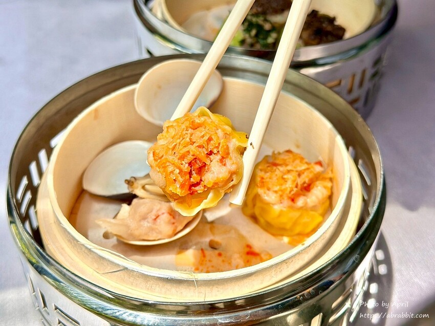 母親節聚餐首選！印月餐廳4人套餐，必吃龍蝦桌邊炒冰超吸睛。