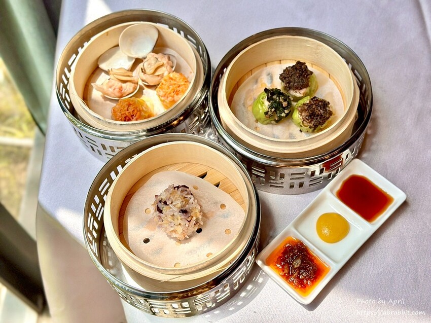 母親節聚餐首選！印月餐廳4人套餐，必吃龍蝦桌邊炒冰超吸睛。