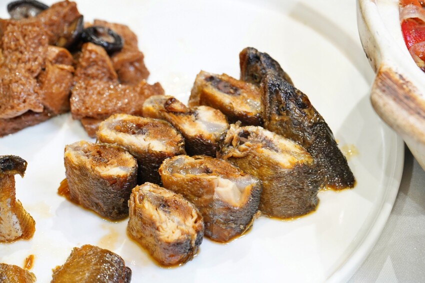 台中市南屯區外帶年菜開跑啦！小家庭也不用傷腦筋，熱呼呼年菜直接帶回家，還送鍋子也太佛心