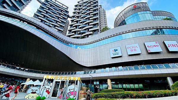 IMG_1195.jpg IMG_1195.jpg