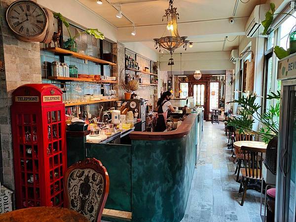 /tmp/phpKJqk0N /tmp/phpKJqk0N