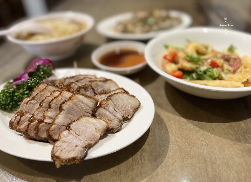 台北市中山區美食,好記擔仔麵,熱炒、紅燒肉激推 !