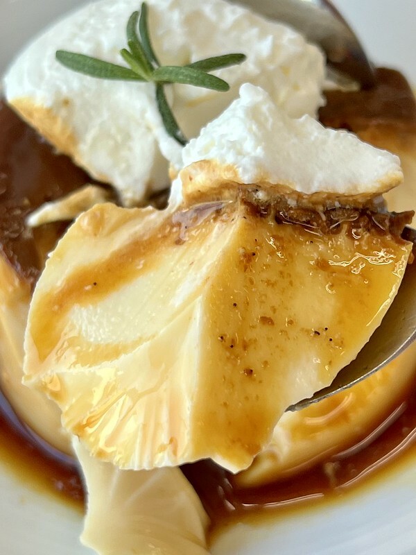 【台灣，桃園市，中壢區】Warm Air - 暖空咖啡，被「割包」耽誤的咖啡店。（中壢美食/中壢咖啡館/中壢刈包）