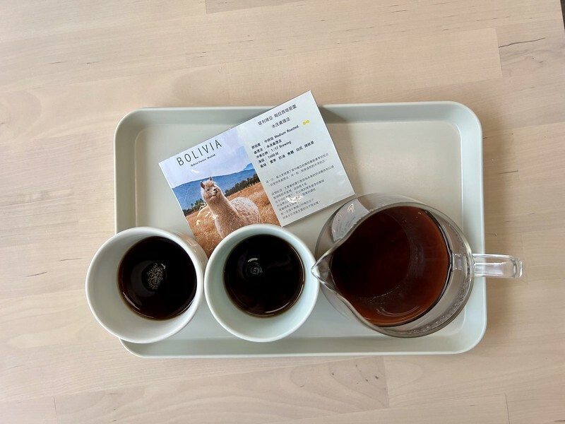 【台灣，桃園市，中壢區】Warm Air - 暖空咖啡，被「割包」耽誤的咖啡店。（中壢美食/中壢咖啡館/中壢刈包）