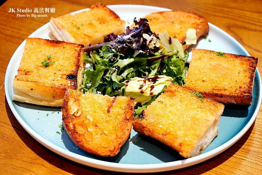 【桃園華泰名品城美食】JK Studio 義法餐廳．情侶約會、家庭聚餐新選擇!