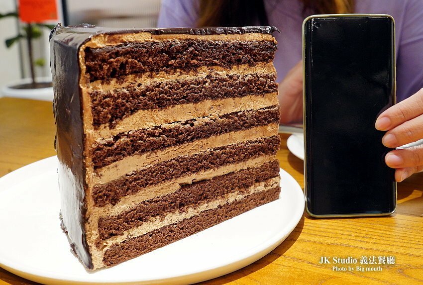 【桃園華泰名品城美食】JK Studio 義法餐廳．情侶約會、家庭聚餐新選擇!