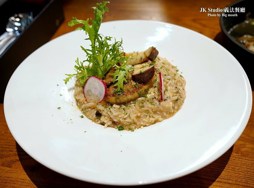 【桃園華泰名品城美食】JK Studio 義法餐廳．情侶約會、家庭聚餐新選擇!