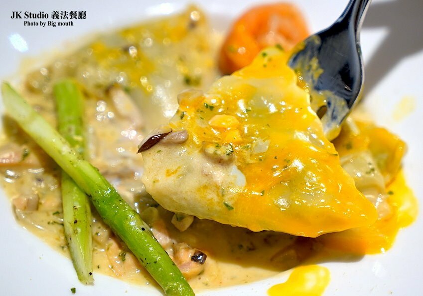 【桃園華泰名品城美食】JK Studio 義法餐廳．情侶約會、家庭聚餐新選擇!