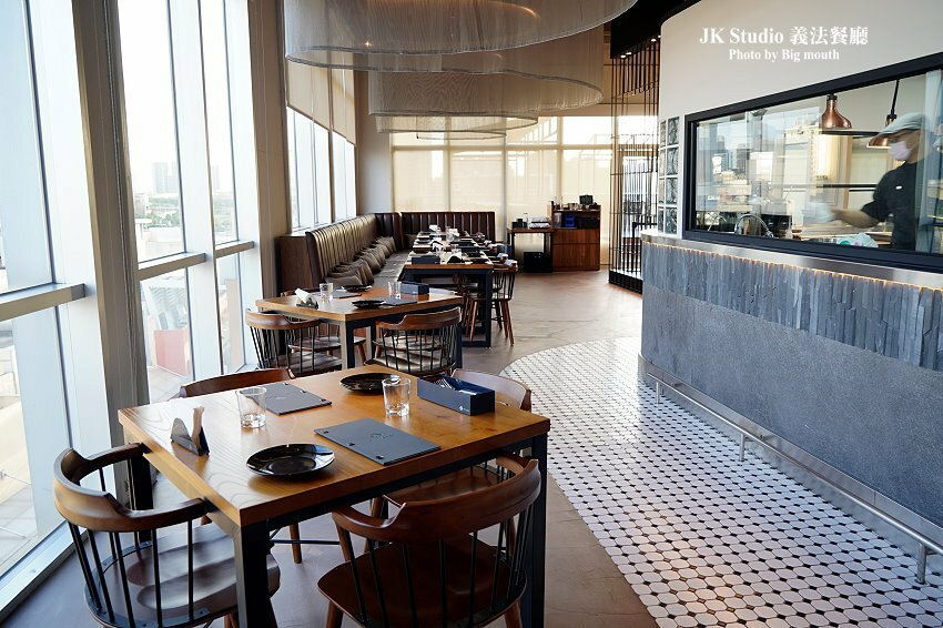 【桃園華泰名品城美食】JK Studio 義法餐廳．情侶約會、家庭聚餐新選擇!