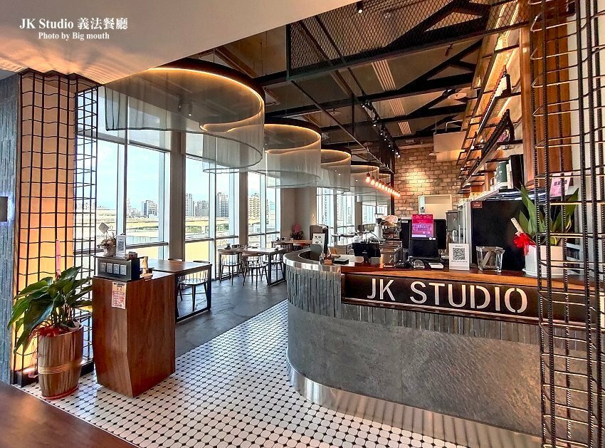 【桃園華泰名品城美食】JK Studio 義法餐廳．情侶約會、家庭聚餐新選擇!