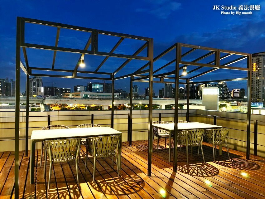 【桃園華泰名品城美食】JK Studio 義法餐廳．情侶約會、家庭聚餐新選擇!