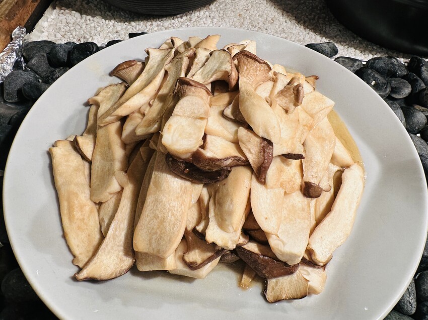 【蟬說：山中靜靜】台中酒桶山豪華秋冬露營，桂花弄帳篷區絕美景