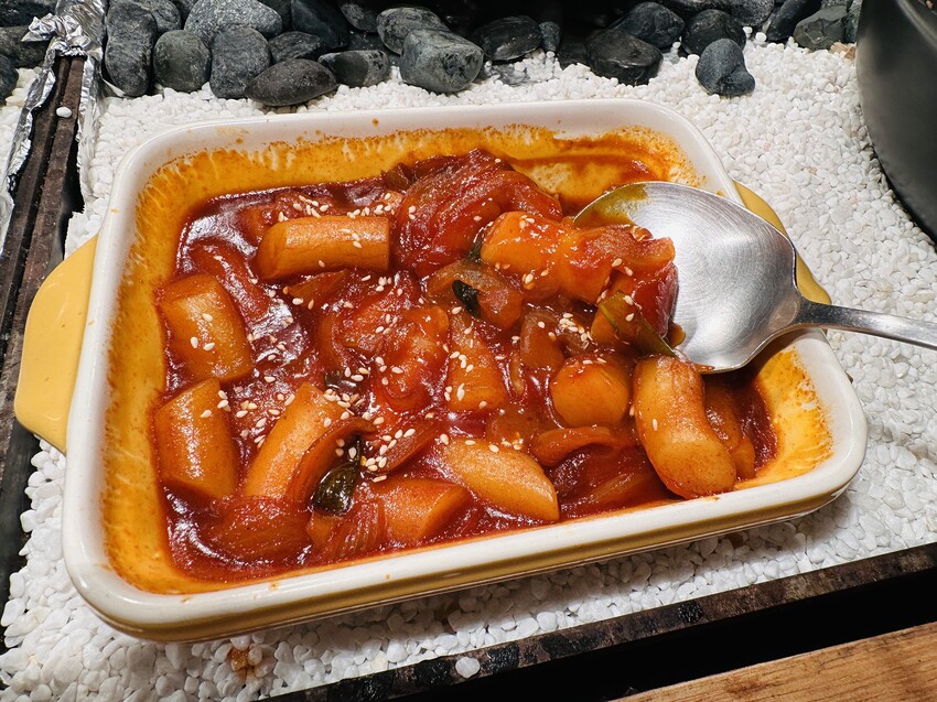 【蟬說：山中靜靜】台中酒桶山豪華秋冬露營，桂花弄帳篷區絕美景