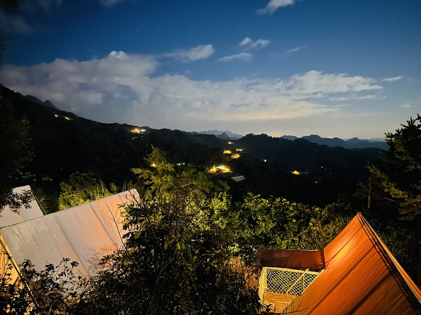 【蟬說：山中靜靜】台中酒桶山豪華秋冬露營，桂花弄帳篷區絕美景