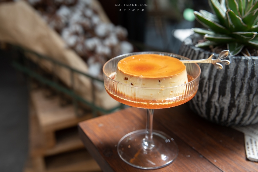 森林系咖啡又一間值得收藏，來這用餐記憶卡要夠，室內室外都超好拍！