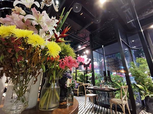 (台中/南屯) Thai J 花園泰式料理- 台中大墩店/爸氣食足 美食雙雄 父親節套餐最佳選擇 - COCO享天下(隆爸妤媽愛白白)