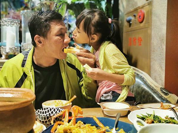 (台中/南屯) Thai J 花園泰式料理- 台中大墩店/爸氣食足 美食雙雄 父親節套餐最佳選擇 - COCO享天下(隆爸妤媽愛白白)