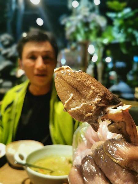 (台中/南屯) Thai J 花園泰式料理- 台中大墩店/爸氣食足 美食雙雄 父親節套餐最佳選擇 - COCO享天下(隆爸妤媽愛白白)