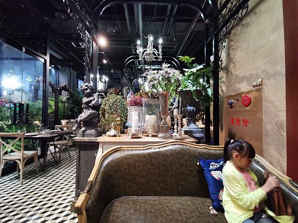 (台中/南屯) Thai J 花園泰式料理- 台中大墩店/爸氣食足 美食雙雄 父親節套餐最佳選擇 - COCO享天下(隆爸妤媽愛白白)