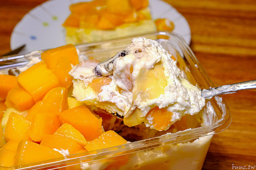 芒果布丁寶盒閃耀光芒，小鍋甜點咖啡芒果季，楊枝甘露甜品也變成裸蛋糕甜點！