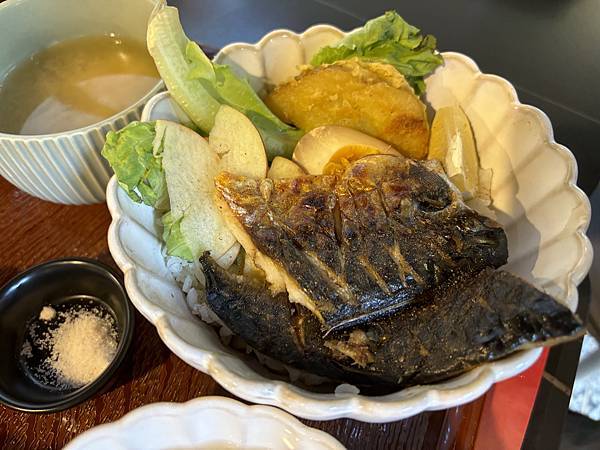 《嘉義❤️東區》廢溫室Greenhouse café，真的是