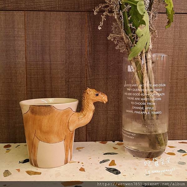 21-10-28-10-42-39-102_deco.jpg 21-10-28-10-42-39-102_deco.jpg