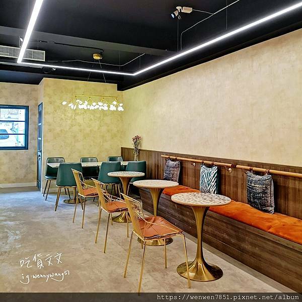 21-10-28-10-24-24-966_deco.jpg 21-10-28-10-24-24-966_deco.jpg