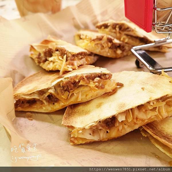 21-10-28-10-39-29-680_deco.jpg 21-10-28-10-39-29-680_deco.jpg