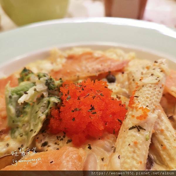 21-10-28-10-41-41-594_deco.jpg 21-10-28-10-41-41-594_deco.jpg