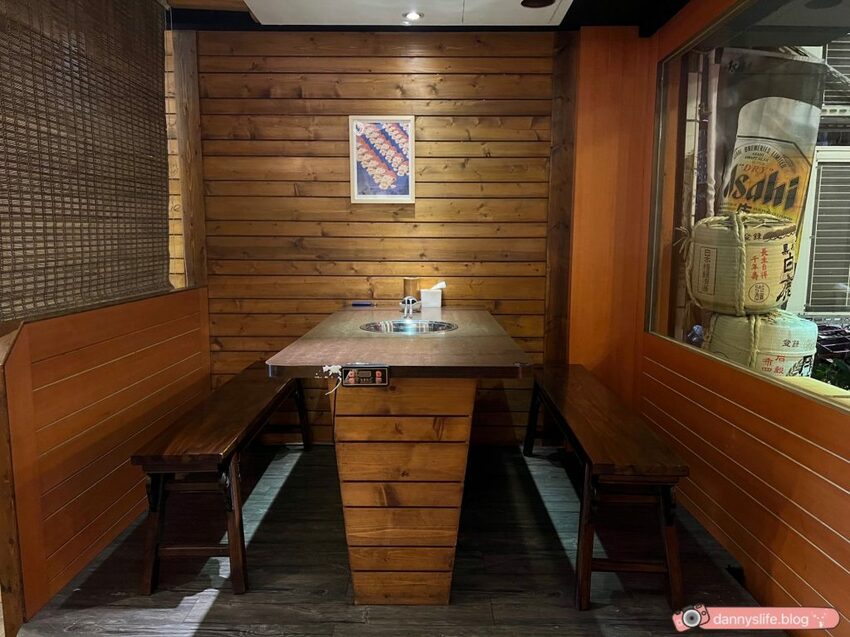 道地四川麻辣串串,在台灣也吃得到!想吃什麼自己拿,每串只要15元~麻而不辣,越吃越涮嘴~丹尼的吃喝玩樂 dannyslife.blog