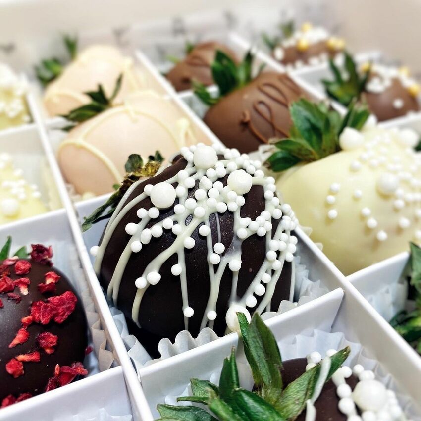 [台中西區] MarieLuLu瑪麗璐璐 精品巧克力專賣店｜超精緻水果草莓巧克力｜草莓超大顆多汁不酸澀｜網美系巧克力禮盒