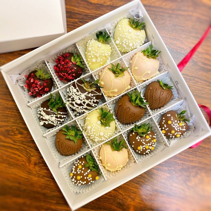 [台中西區] MarieLuLu瑪麗璐璐 精品巧克力專賣店｜超精緻水果草莓巧克力｜草莓超大顆多汁不酸澀｜網美系巧克力禮盒